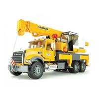 Bruder 02818 MACK Granite s jeřábem Liebherr