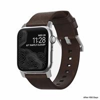 Nomad Modern kožený řemínek Apple Watch 44/42mm hnědý/stříbrné přezky